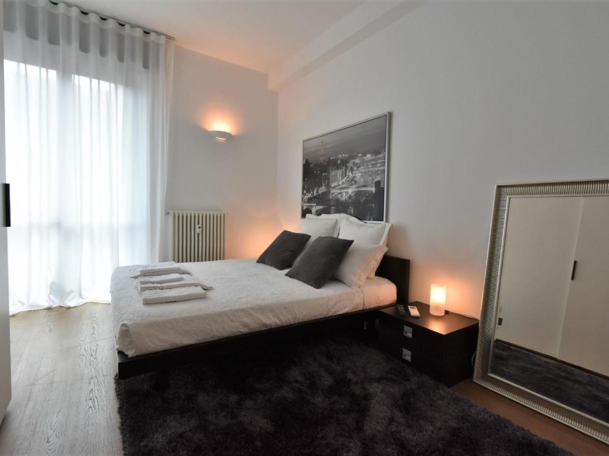 Apartment Corso Genova Apartment By Interhome ミラノ エクステリア 写真